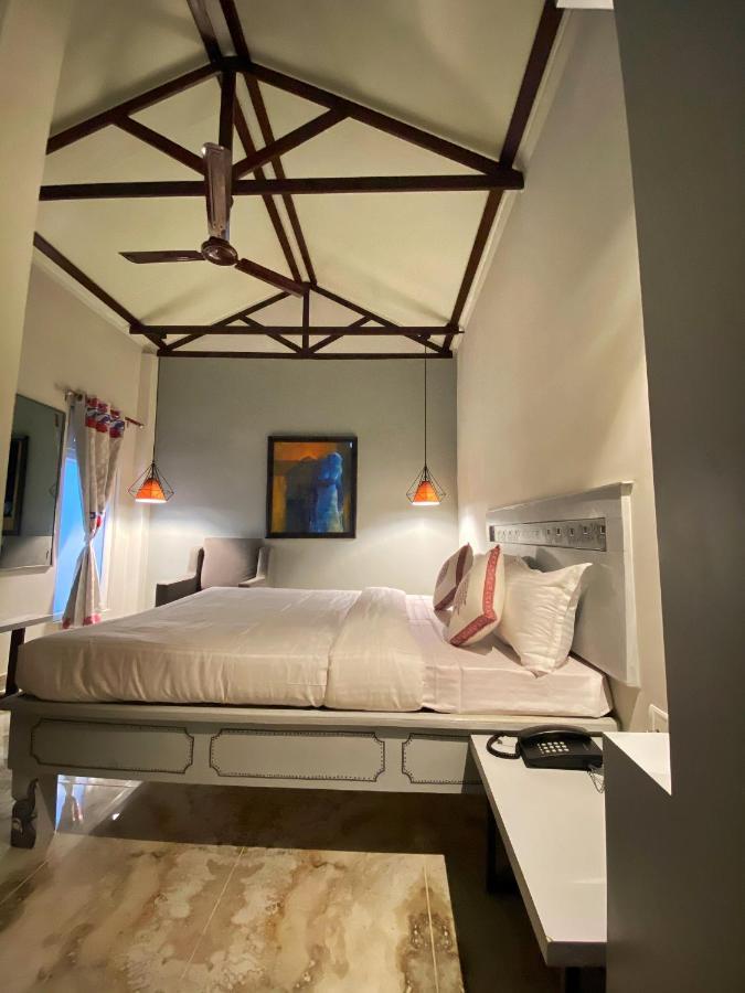The Art Hotel By Via Varanasi Eksteriør billede