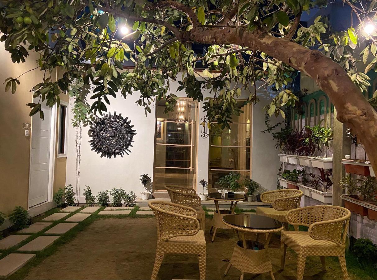 The Art Hotel By Via Varanasi Eksteriør billede